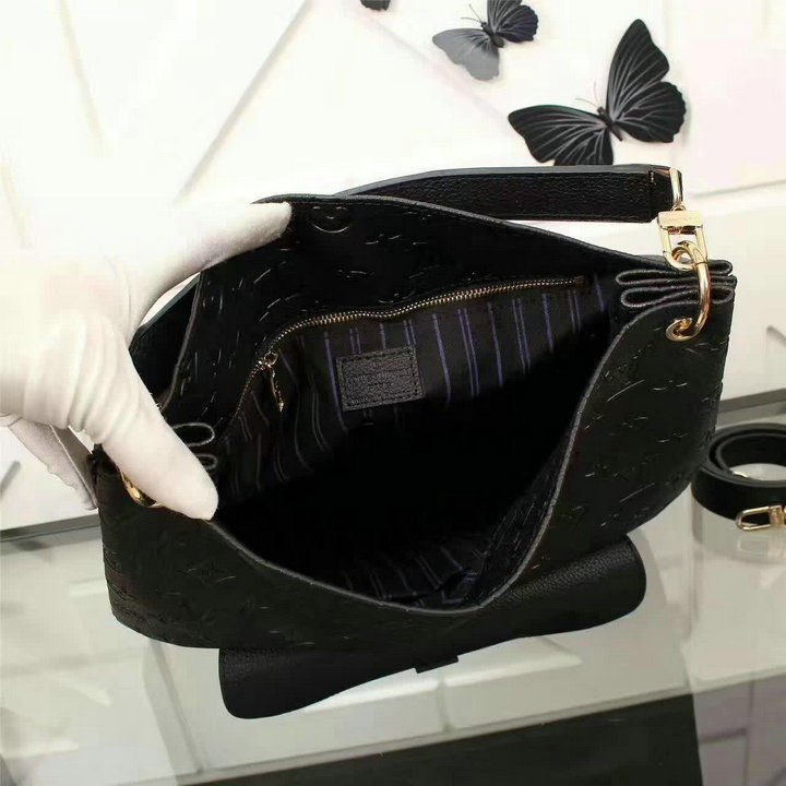 Thumbnail: LOUIS VUITTON Monogram Canvas Metis Leather Bag