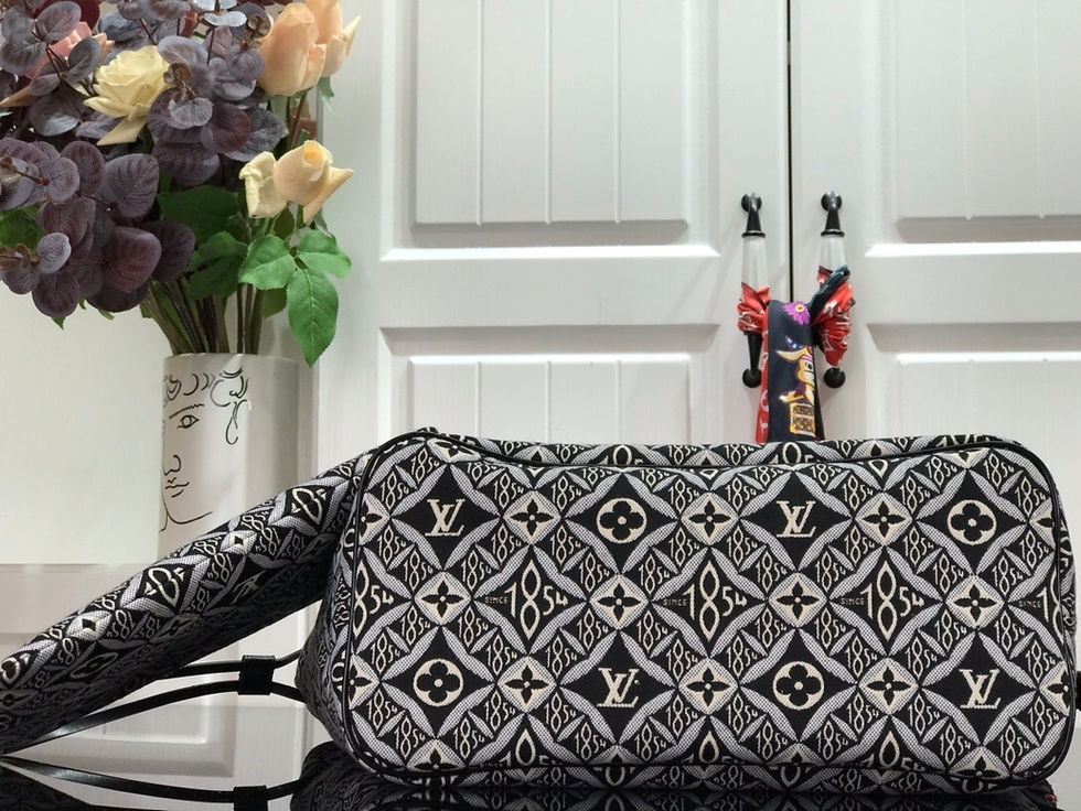 Thumbnail: LOUIS VUITTON Neverfull MM