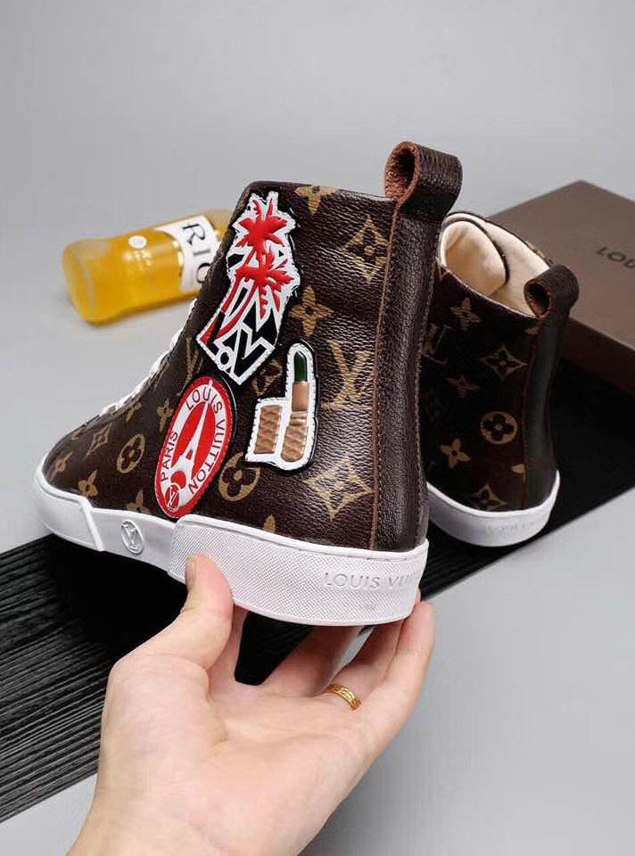 Thumbnail: LOUIS VUITTON Mens Shoe