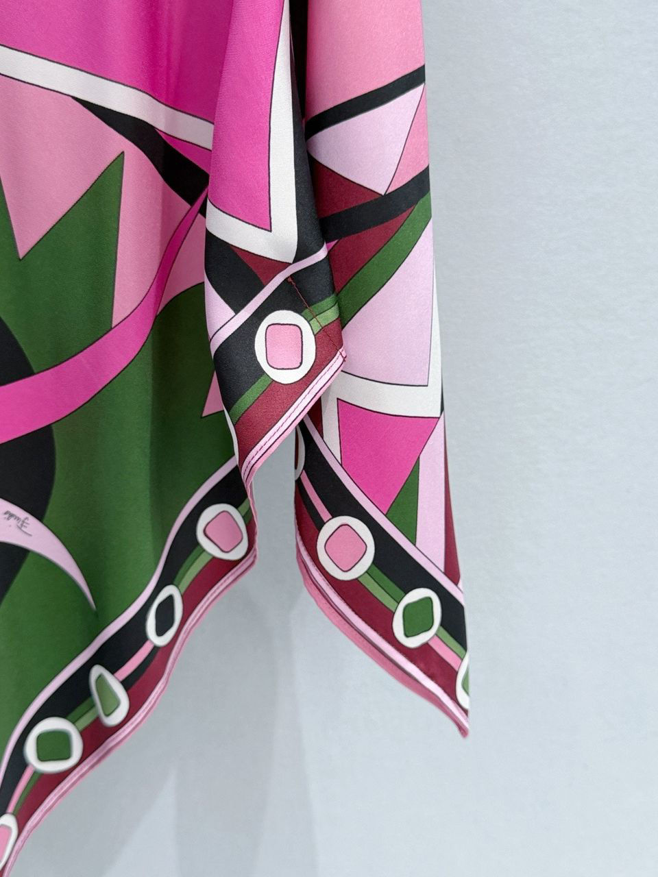 Thumbnail: Emilio Pucci Vivara Print Cape Women's Multicolor Blouse Pink Top