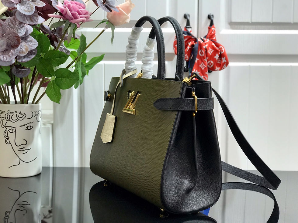 Thumbnail: LOUIS VUITTON TWIST