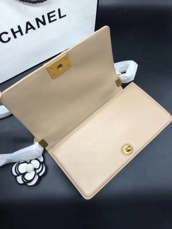 Thumbnail: CHANEL Lambskin Leather Bag