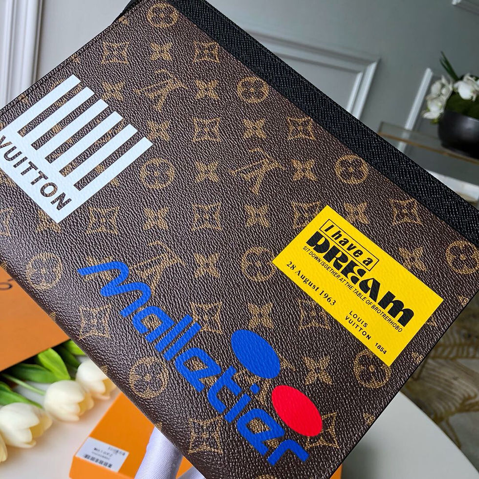 Thumbnail: LOUIS VUITTON POUCH