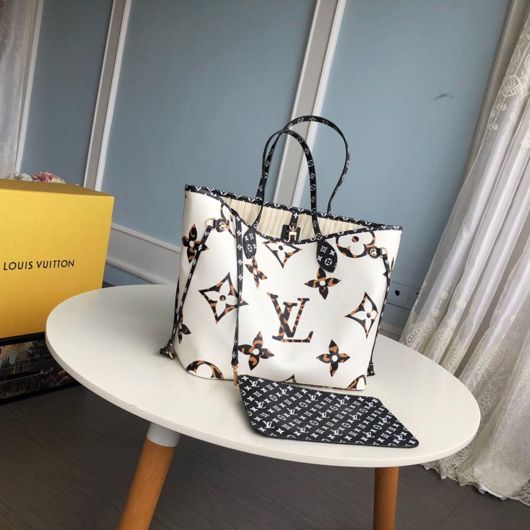 LOUIS VUITTON Neverfull MM