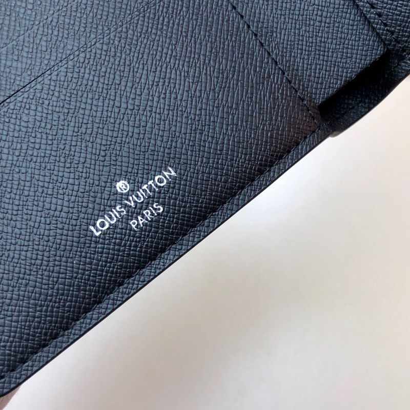 Miniaturbild: LOUIS VUITTON Canvas Leather Wallet