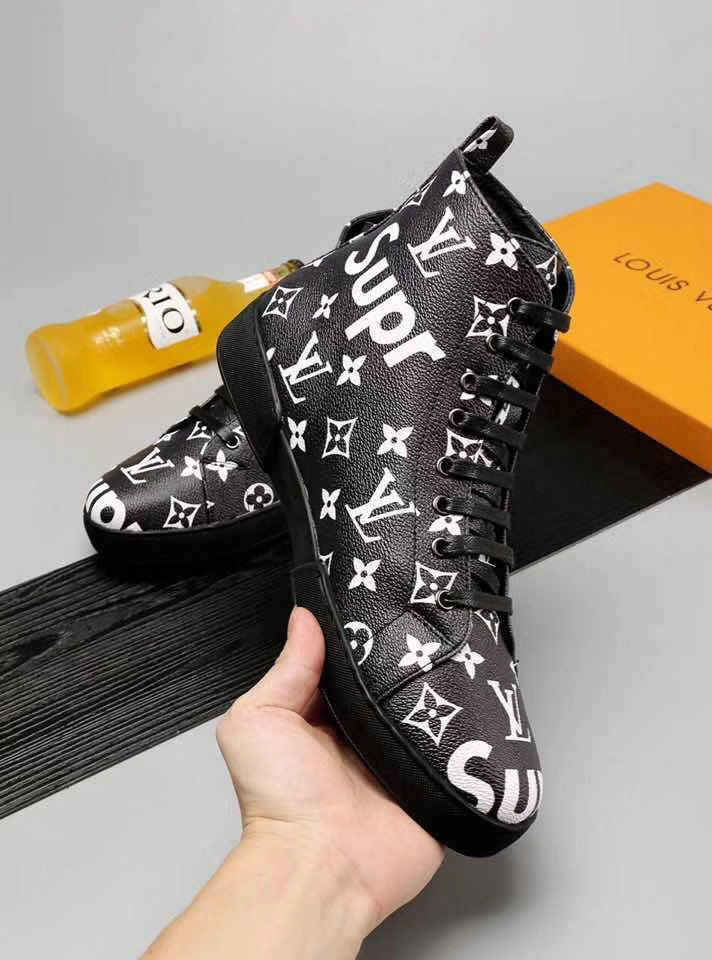 Thumbnail: LOUIS VUITTON Mens Shoe