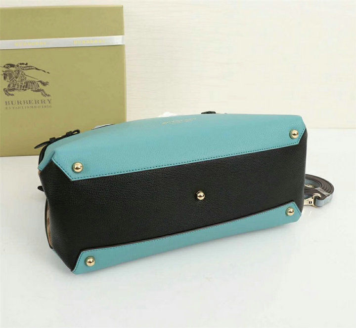 Thumbnail: BURBERRY Banner Leather House Check Bag