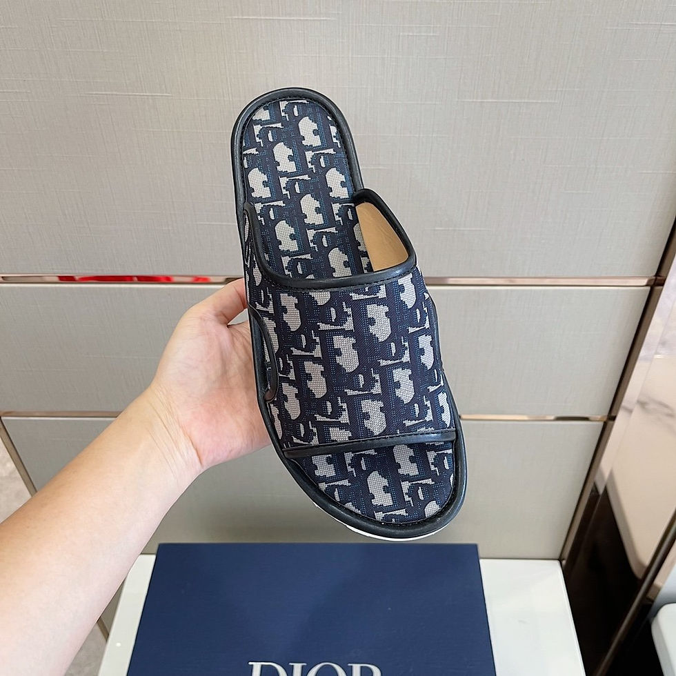 Thumbnail: DIOR SLIDE 