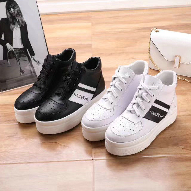 Thumbnail: HAILEY Womens Leather Classic Lace-Up Casual Shoes