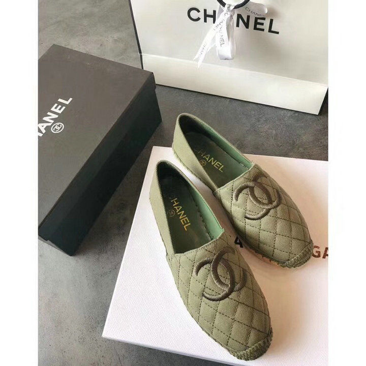 Thumbnail: CHANEL Womens Sheepskin Shoe