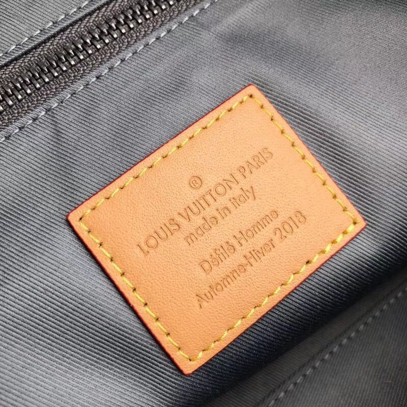 Thumbnail: LOUIS VUITTON Canvas Leather Bag