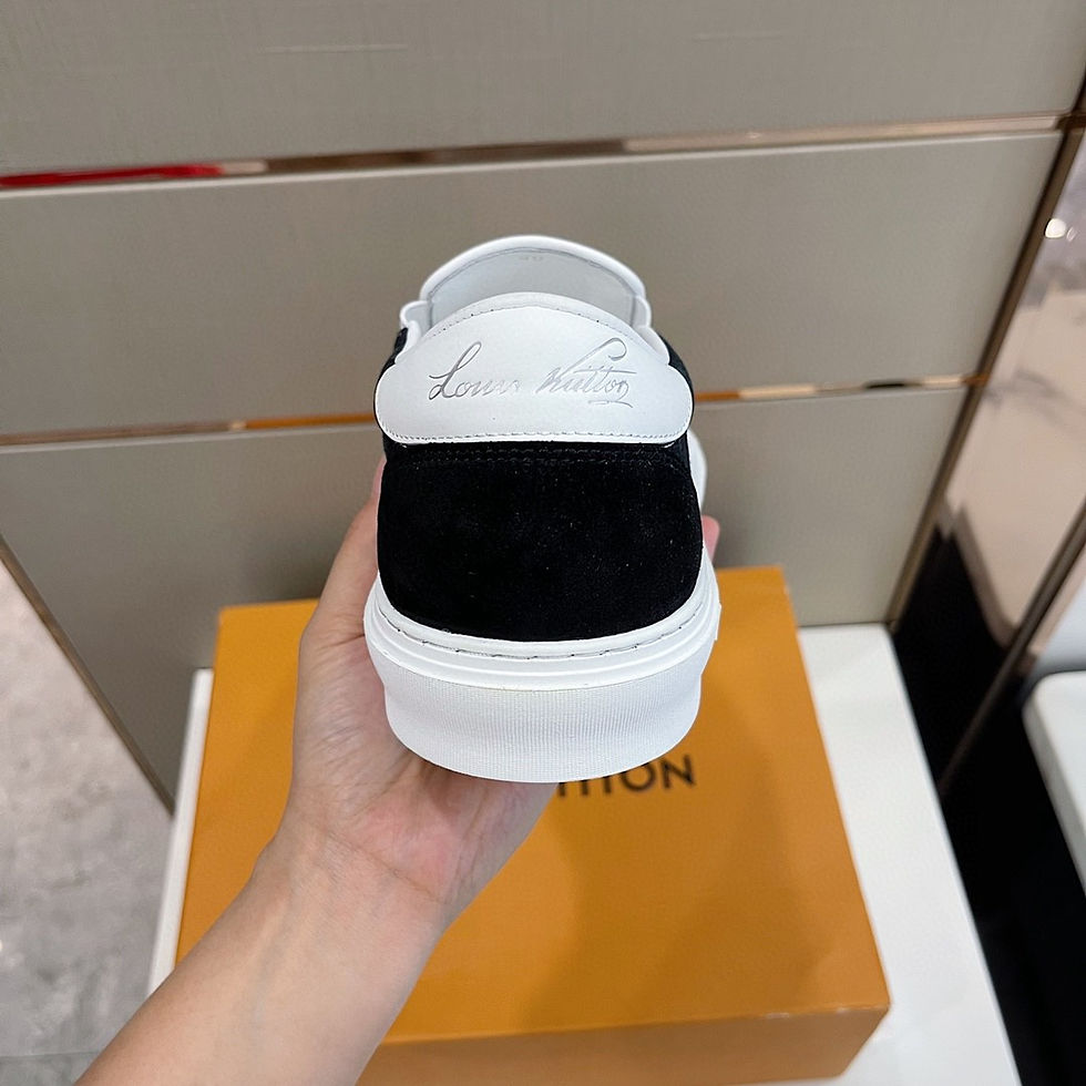 Thumbnail: LOUIS VUITTON SNEAKERS