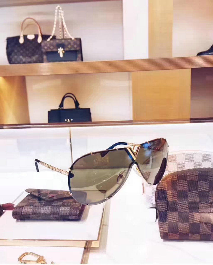 Thumbnail: LOUIS VUITTON Sunglasses