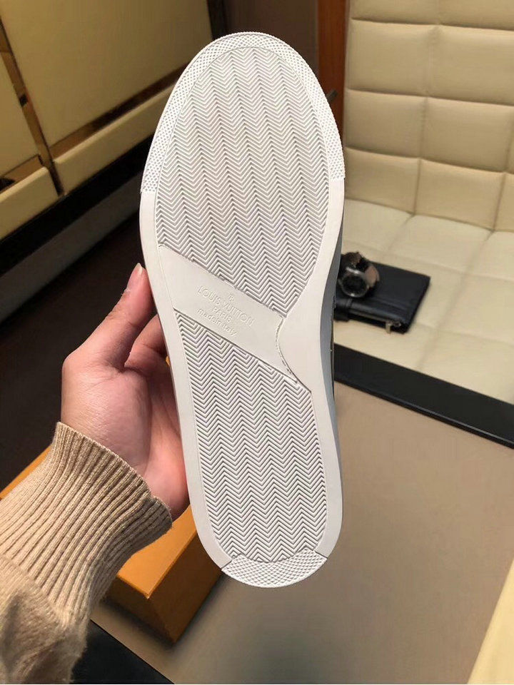 Thumbnail: LOUIS VUITTON Mens Leather Shoe