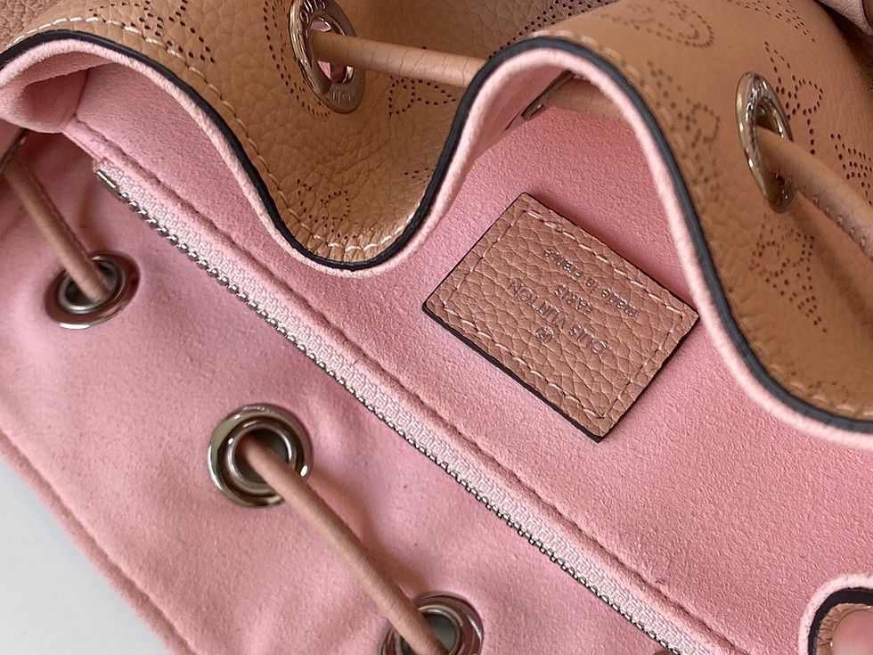 Thumbnail: LOUIS VUITTON Shoulder Bag 