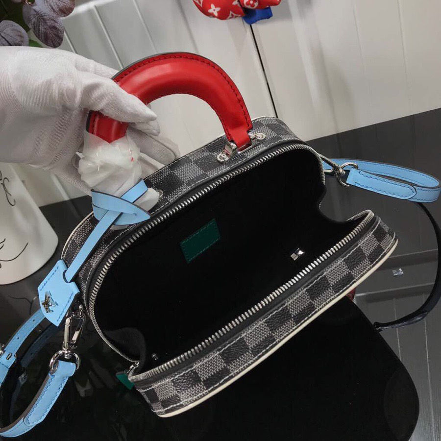 Thumbnail: LOUIS VUITTON MINI LUGGAGE