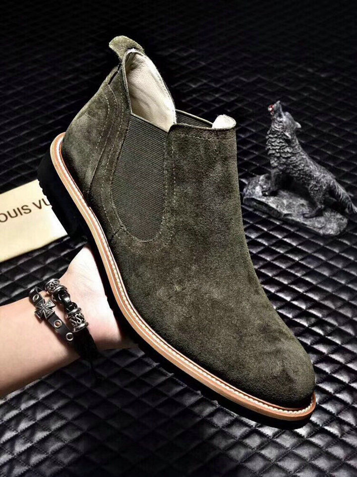 Thumbnail: LOUIS VUITTON Mens Suede Shoe