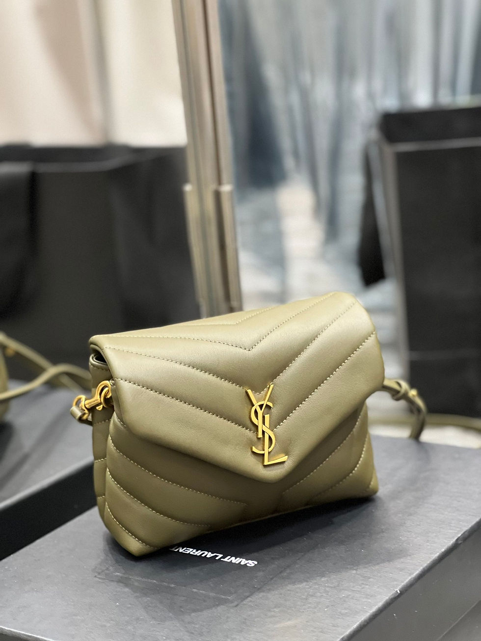 Thumbnail: YVES SAINT LAURENT BAG