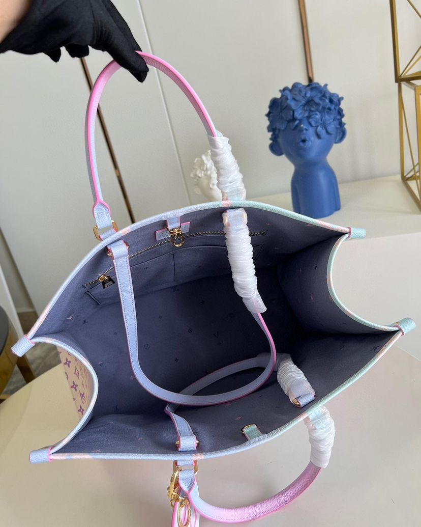 Thumbnail: LOUIS VUITTON ONTHEGO