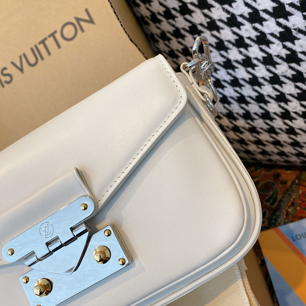 Thumbnail: LOUIS VUITTON BAG