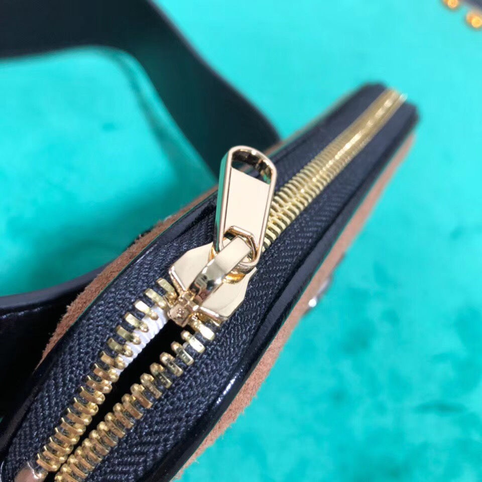 Thumbnail: GUCCI GG Crossbody Shoulder Bag