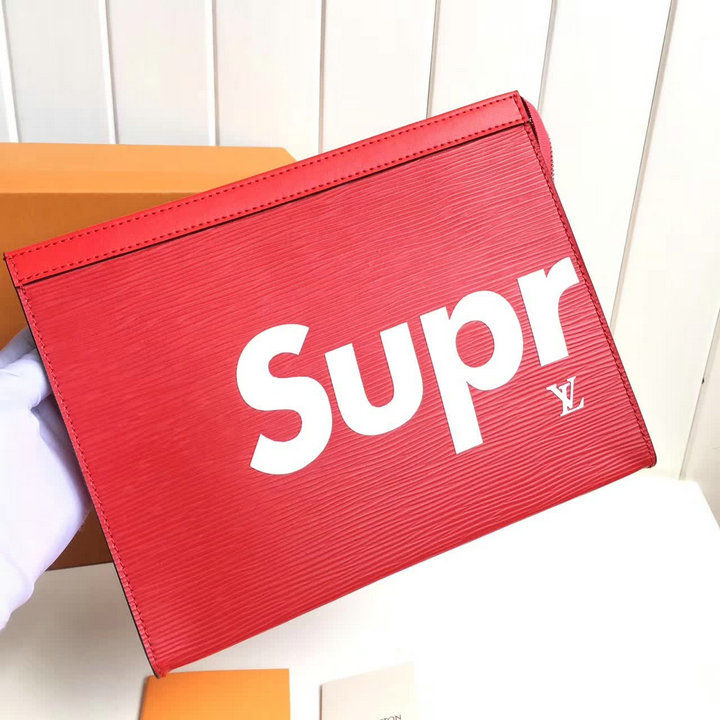Thumbnail: LOUIS VUITTON Supreme Leather Wallet