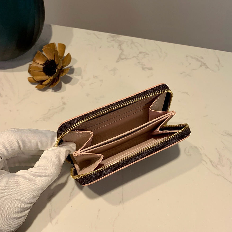 Thumbnail: LOUIS VUITTON ZIPPY COIN PURSE