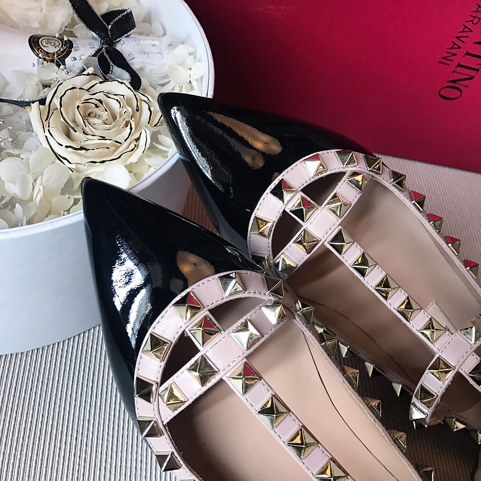 Thumbnail: VALENTINO sheepskin Jing Rivets Leather Shoe