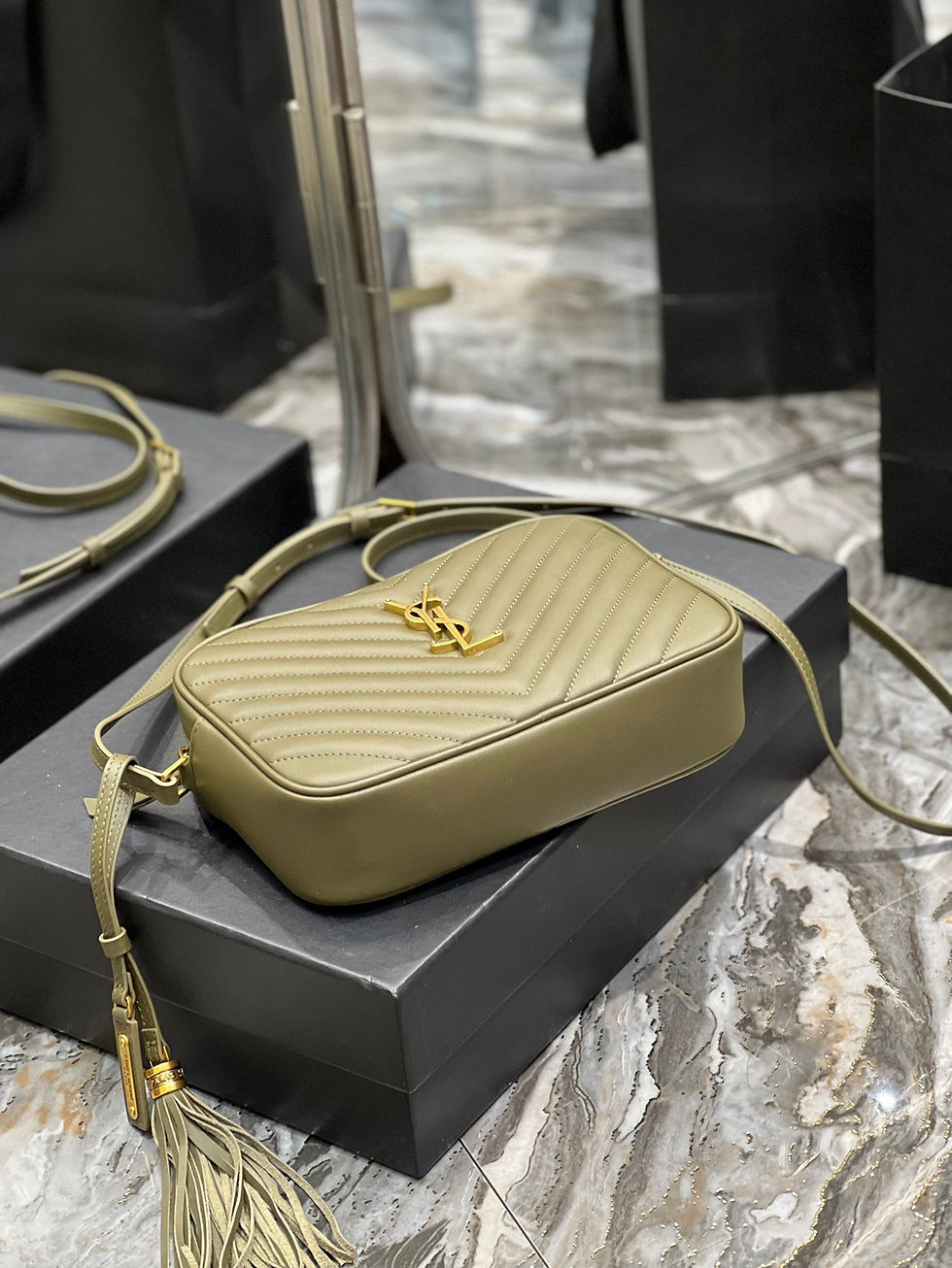 Thumbnail: YVES SAINT LAURENT PURSE 