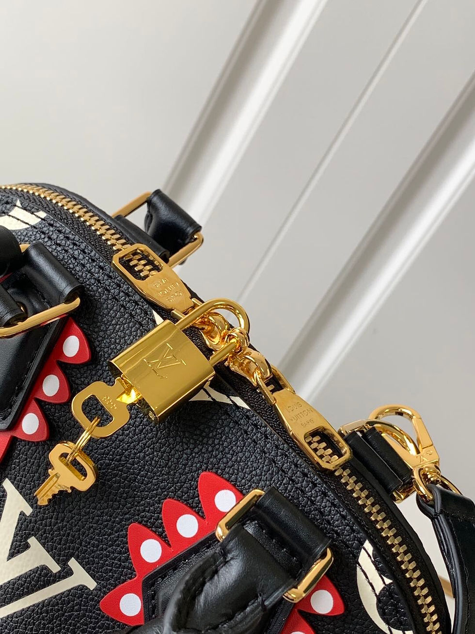 Thumbnail: LOUIS VUITTON Shoulder Bag 