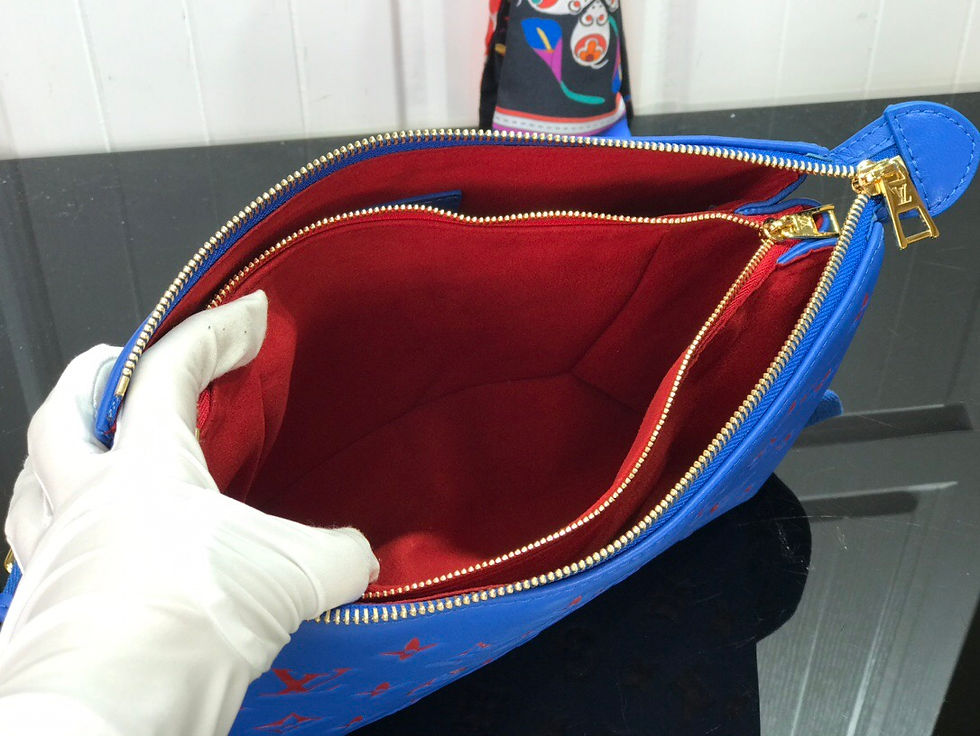 Thumbnail: LOUIS VUITTON COUSSIN