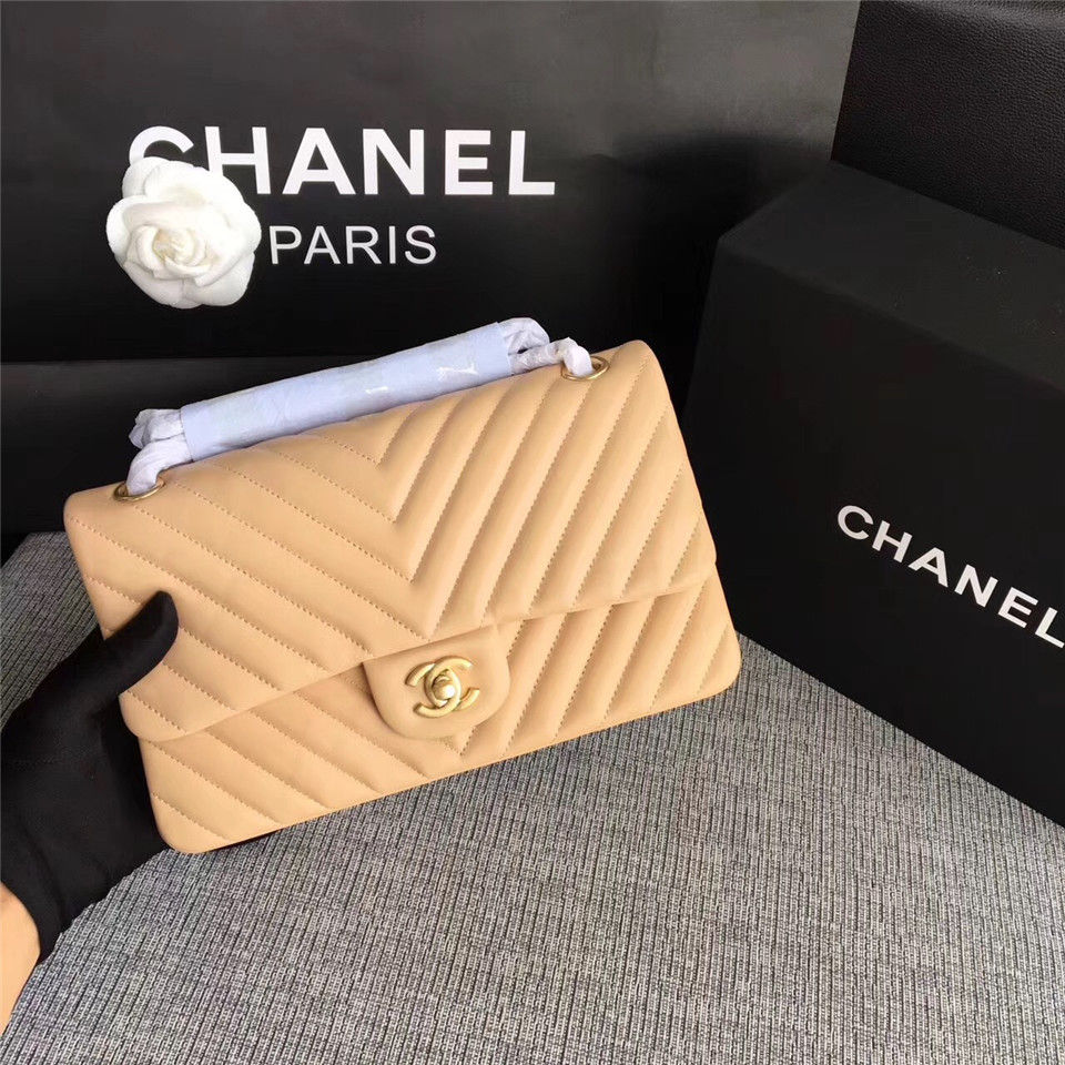 Thumbnail: CHANEL Quilted Lambskin Classic Flap Gold-Hardware Leather Bag