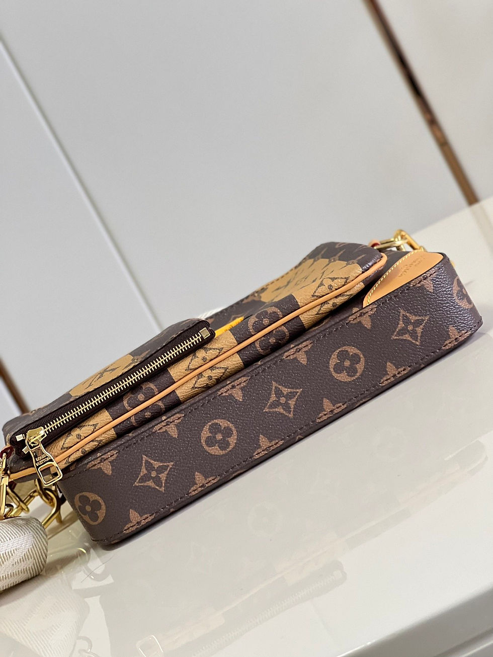 Thumbnail: LOUIS VUITTON BAG