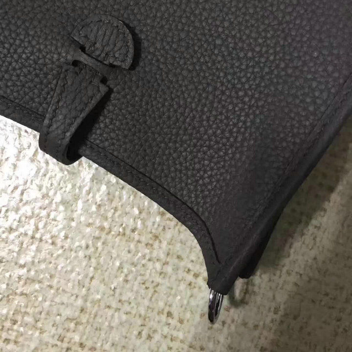 Thumbnail: HERMES Evelyne Leather Bag