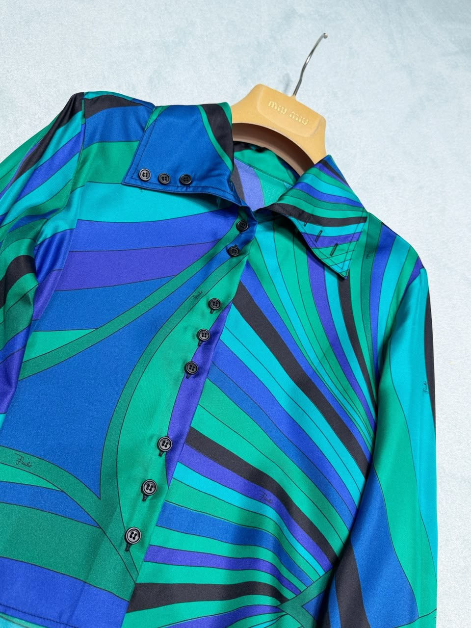 Thumbnail: Emilio Pucci Vivara Print Women's Long Sleeve Top