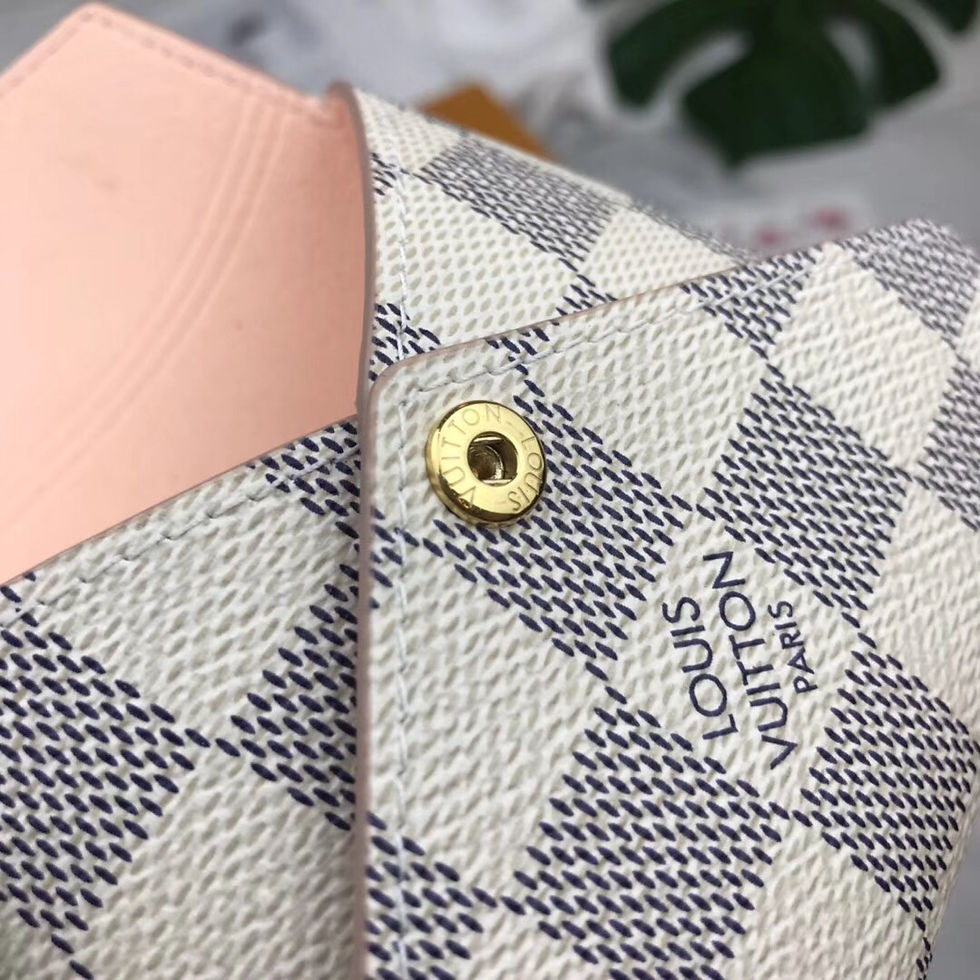 Thumbnail: LOUIS VUITTON POUCH