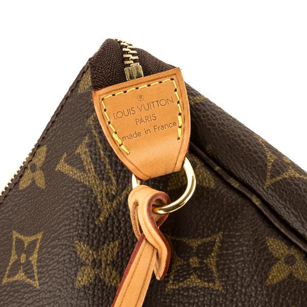 Thumbnail: LOUIS VUITTON Monogram Canvas Pochette Accessoires Bag