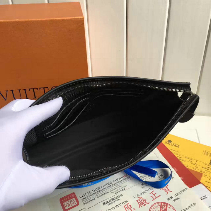 Thumbnail: LOUIS VUITTON Leather Wallet