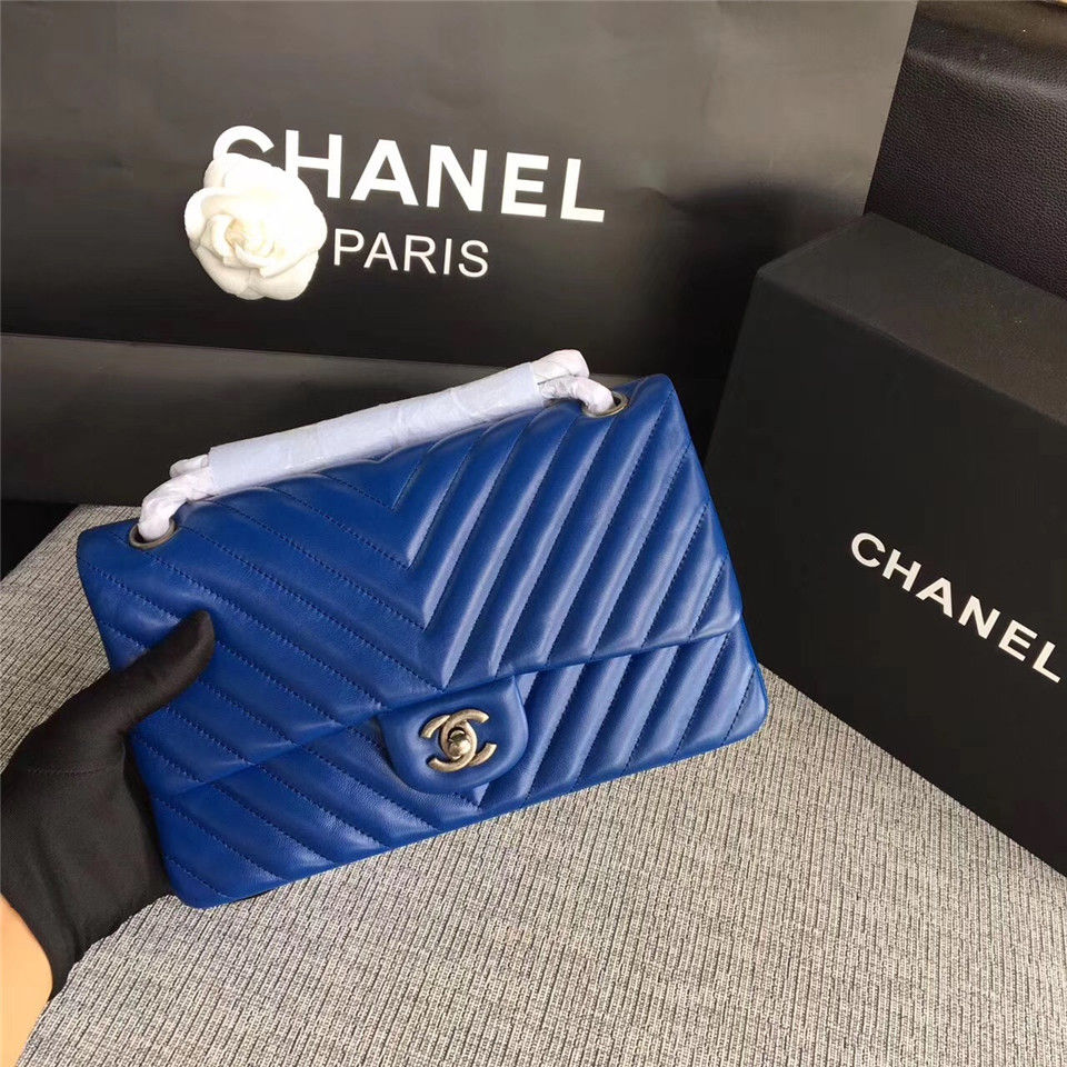 Thumbnail: CHANEL Quilted Lambskin Classic Flap Silver-Hardware Leather Bag