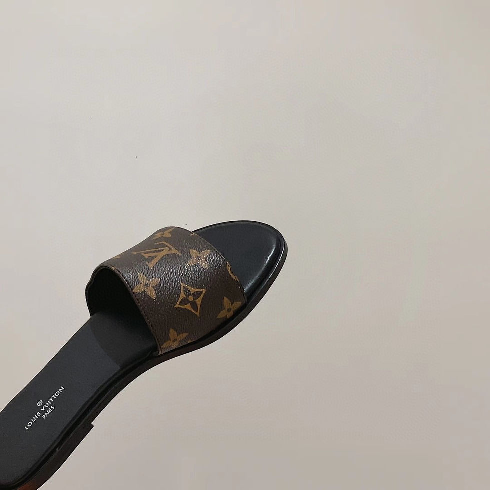 Thumbnail: LOUIS VUITTON SLIDE 