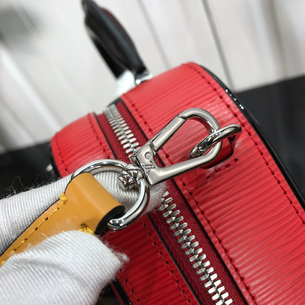 Thumbnail: LOUIS VUITTON MINI LUGGAGE