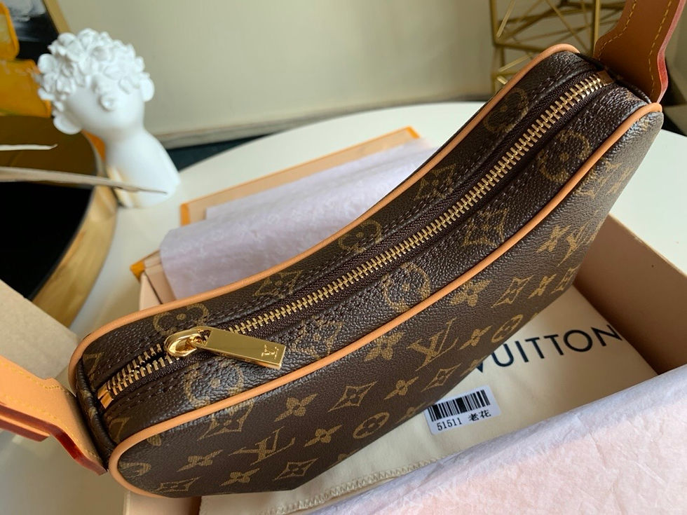 Thumbnail: LOUIS VUITTON Shoulder Bag 