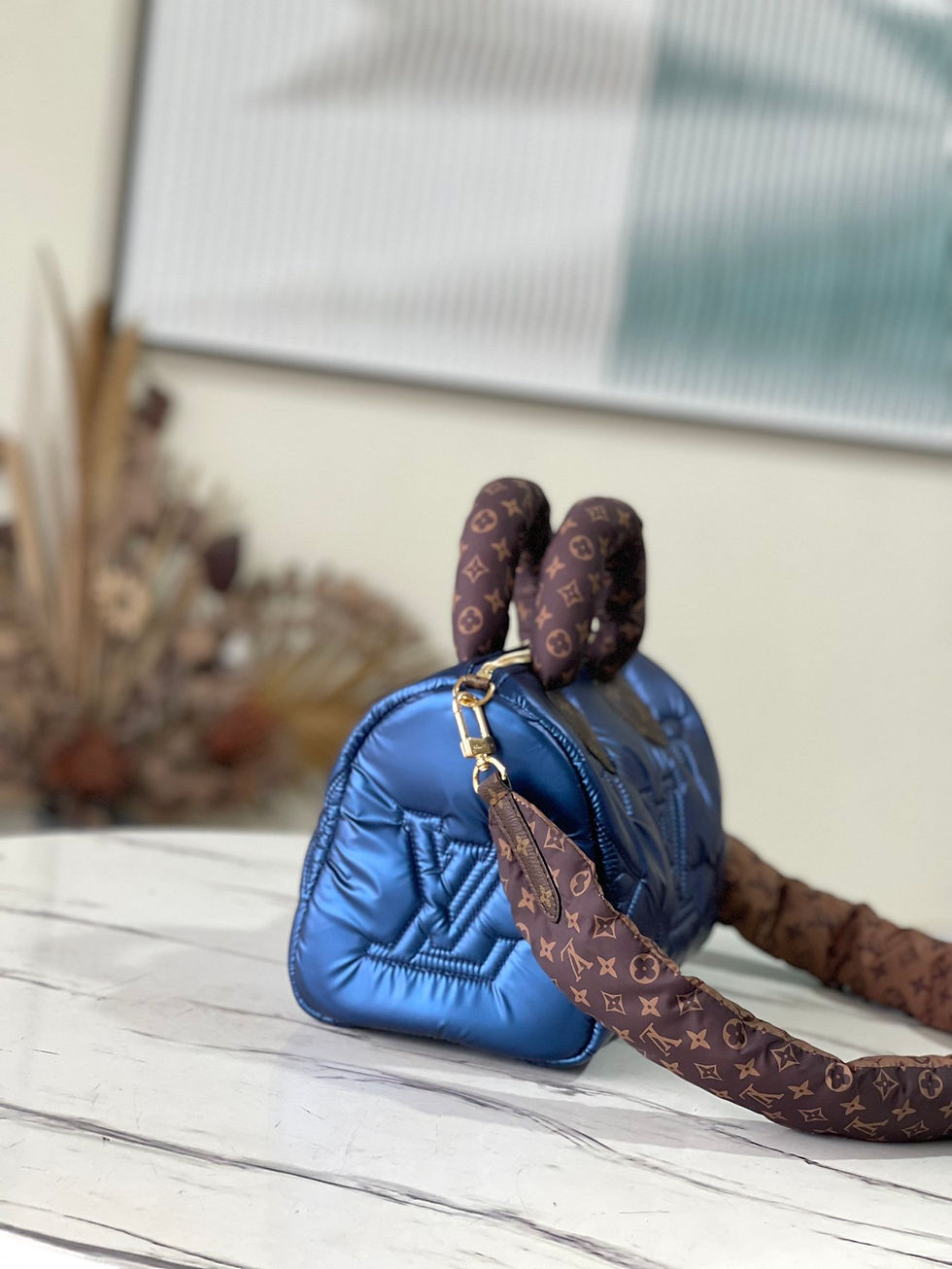 Thumbnail: LOUIS VUITTON BAG