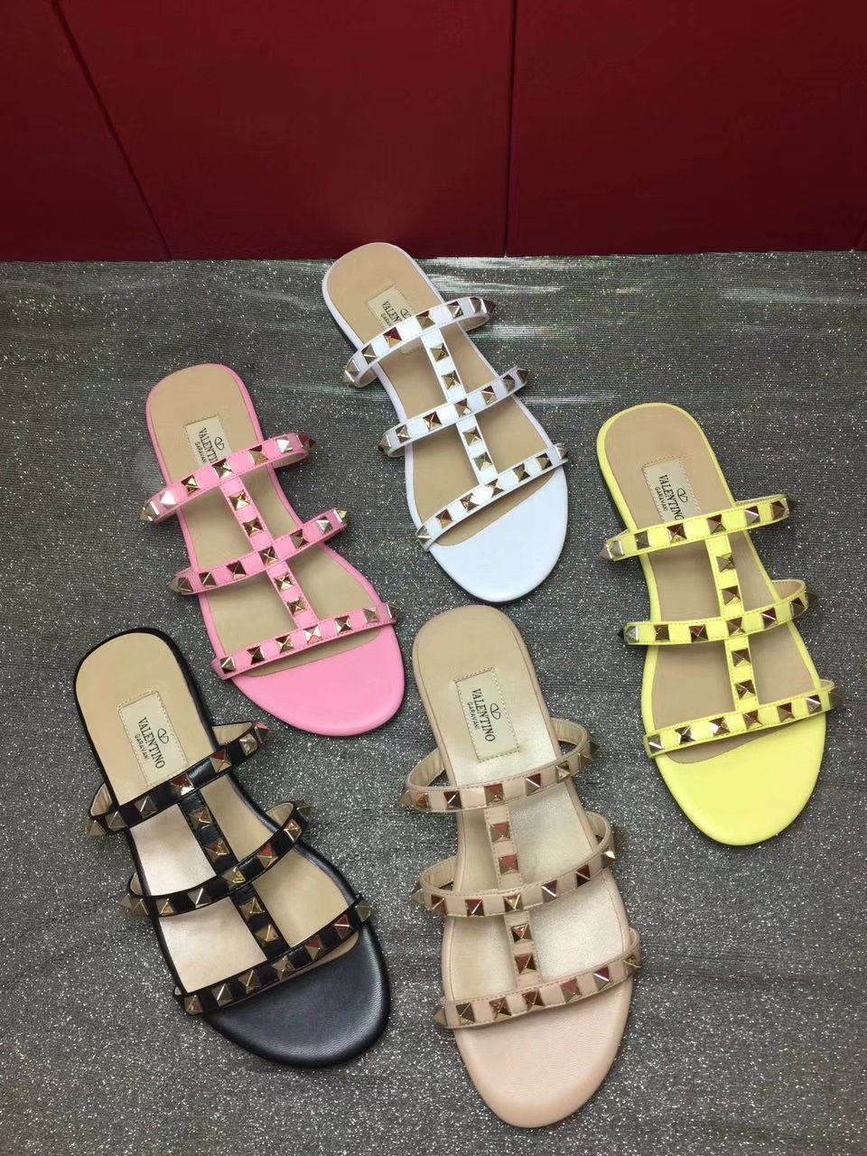 Thumbnail: VALENTINO sheepskin Jing Rivets Leather Slippers