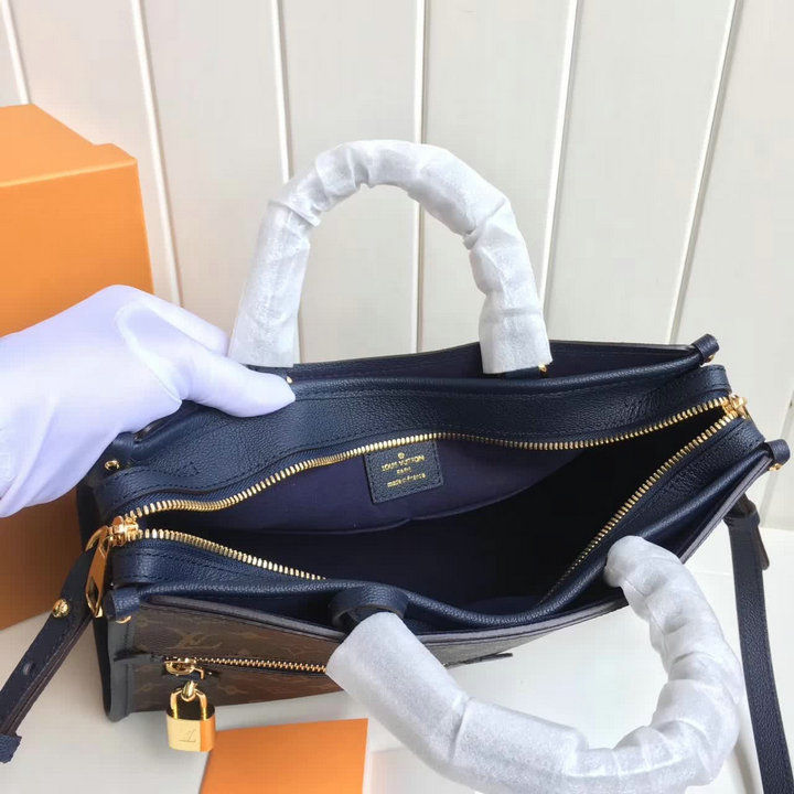 Thumbnail: LOUIS VUITTON Monogram Leather Bag