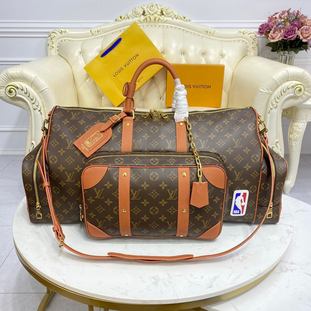 LOUIS VUITTON BAG
