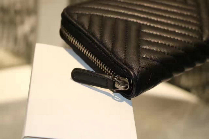 Thumbnail: CHANEL Claasic Leather Wallet Purse
