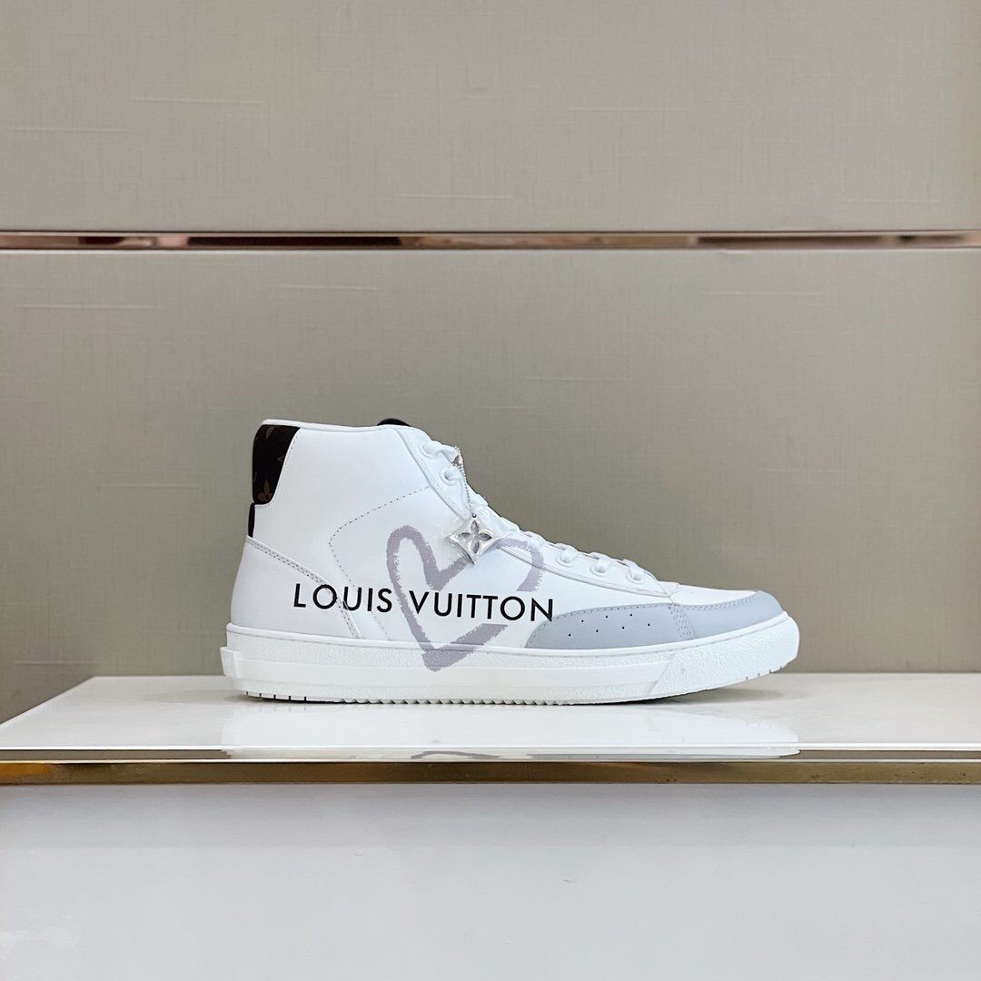 LOUIS VUITTON SHOE