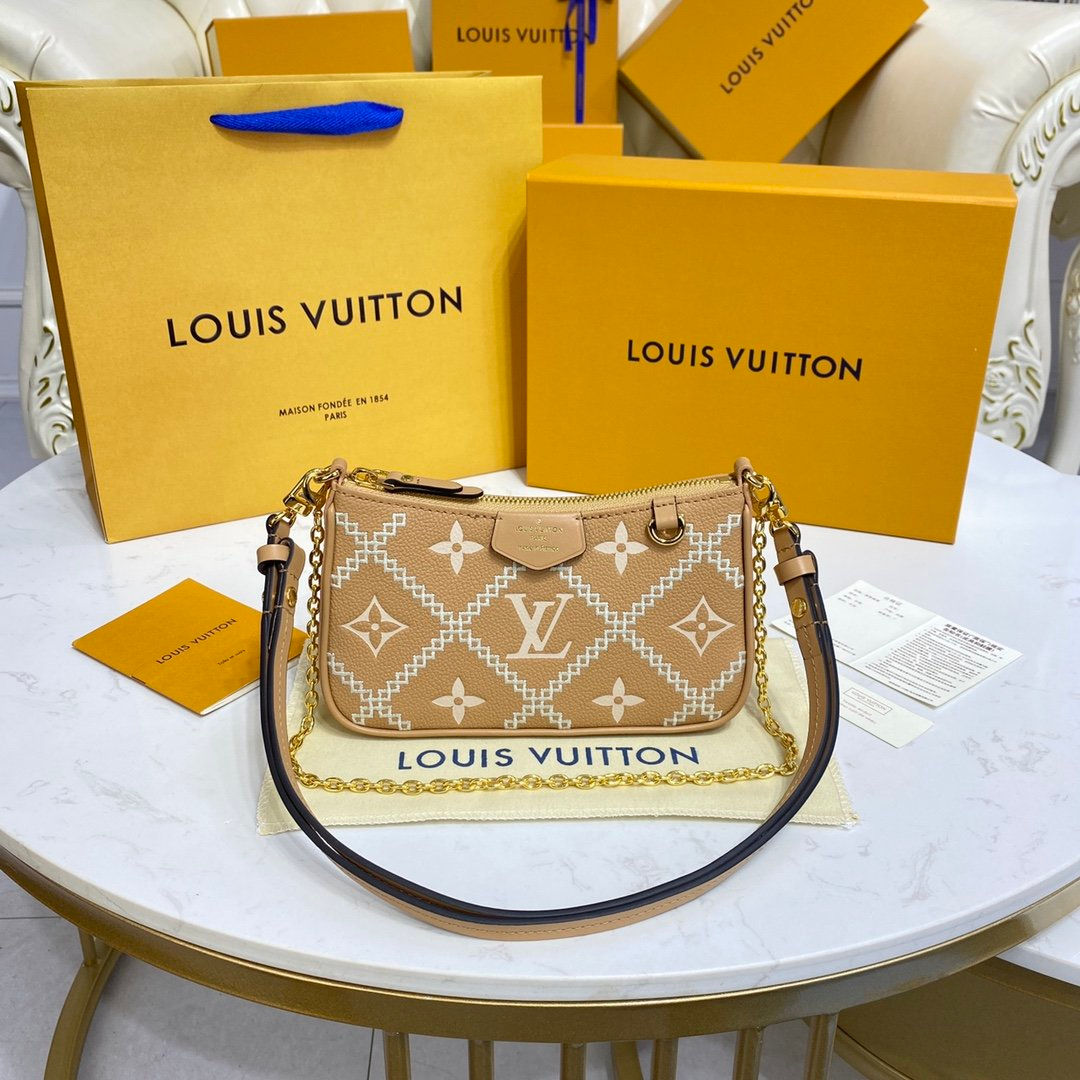LOUIS VUITTON BAG
