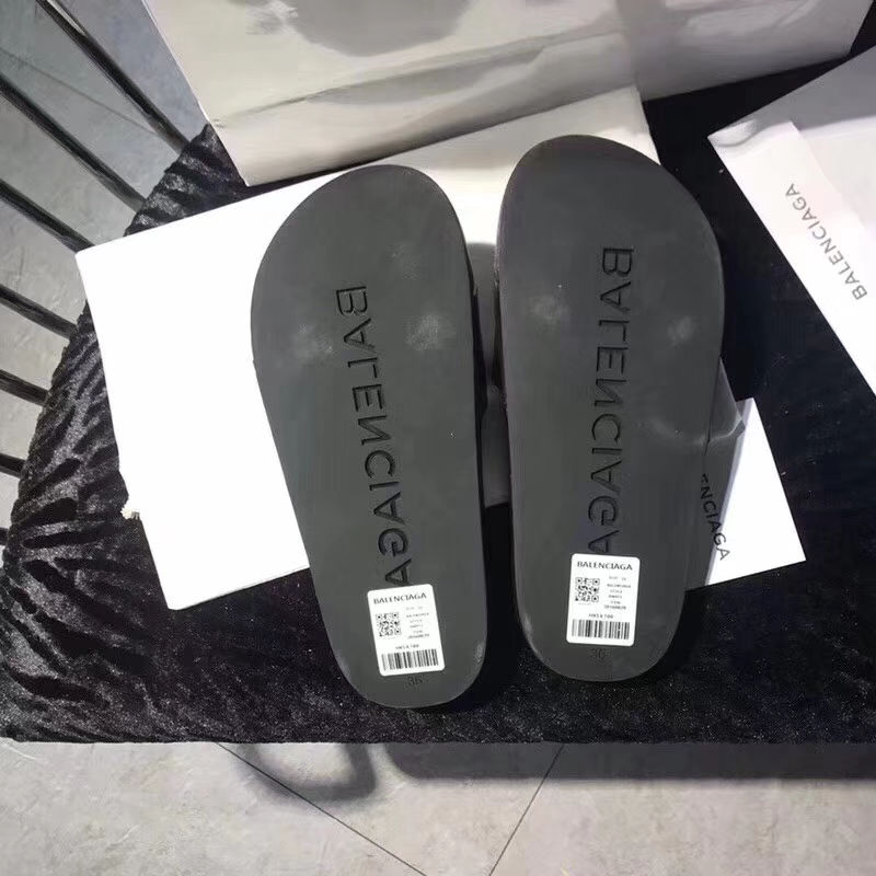 Thumbnail: BALENCIAGA Leather Slippers